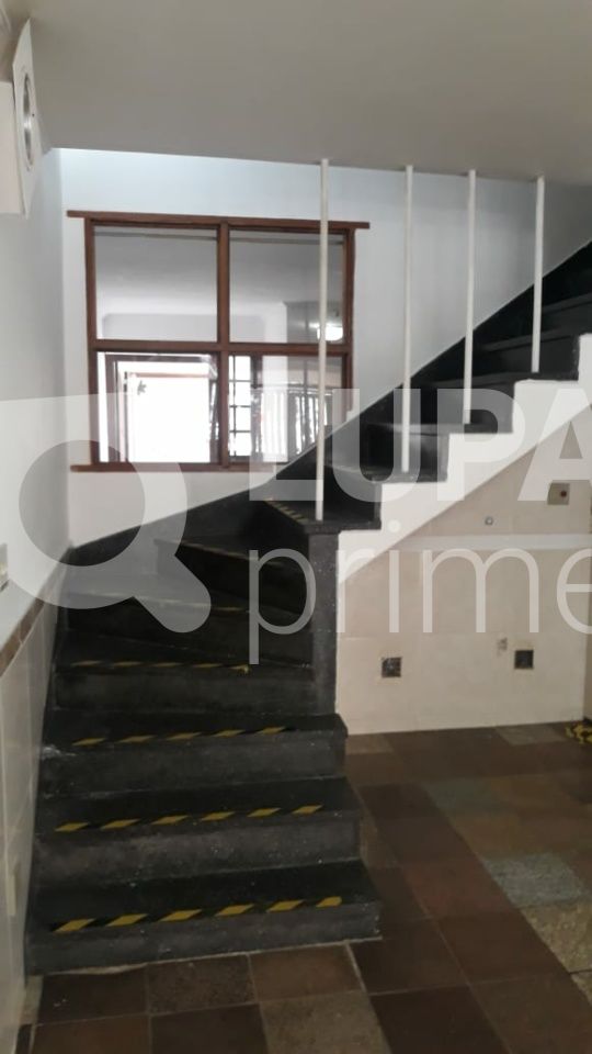 sobrado-venda-sao-paulo-parada-inglesa-2dormitorios-1suite-3vagas-209m2-LS37296