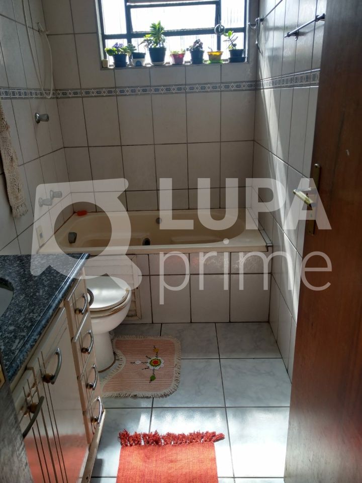 sobrado-venda-sao-paulo-vila-marieta-3dormitorios-3suites-2vagas-167m2-LS37367