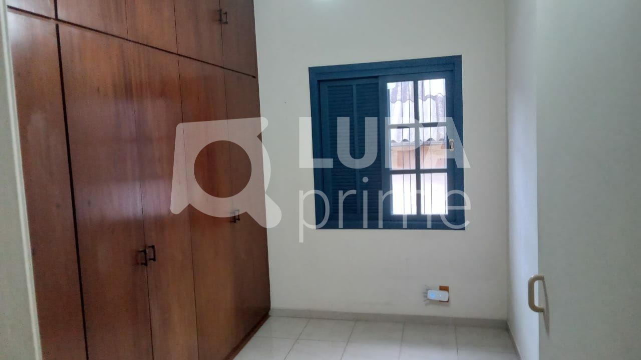 sobrado-venda-sao-paulo-parada-inglesa-3dormitorios-2suites-9vagas-220m2-LS37431