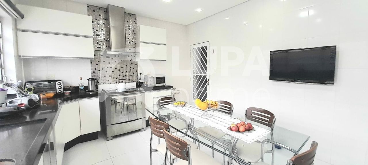 Casa, 3 quartos, 280 m² - Foto 11