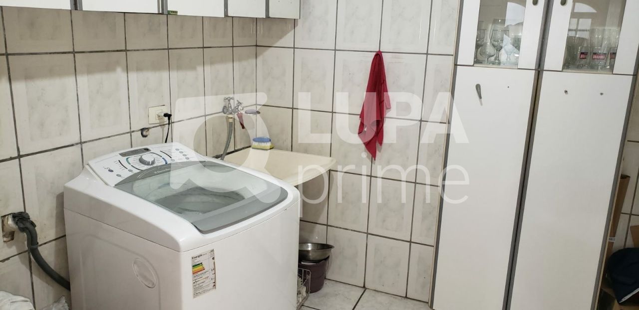 sobrado-venda-sao-paulo-parque-vitoria-3dormitorios-3suites-4vagas-142m2-LS37464