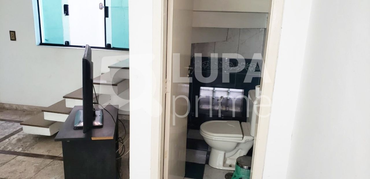 sobrado-venda-sao-paulo-parque-vitoria-3dormitorios-3suites-4vagas-142m2-LS37464