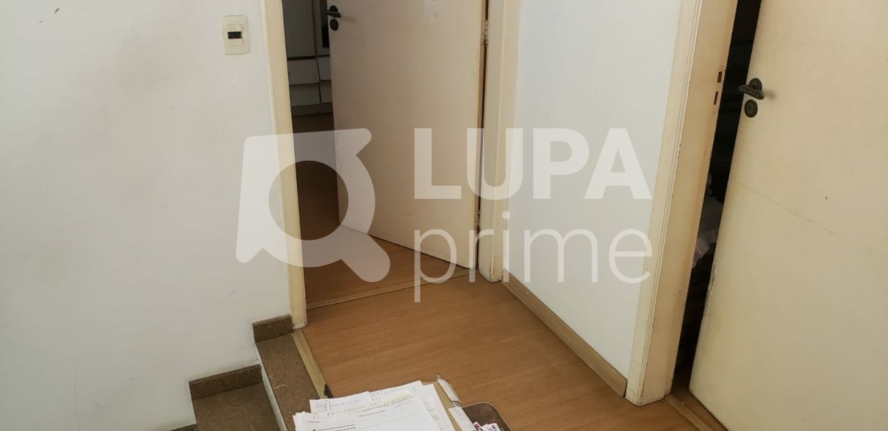 sobrado-venda-sao-paulo-parque-vitoria-3dormitorios-3suites-4vagas-142m2-LS37464