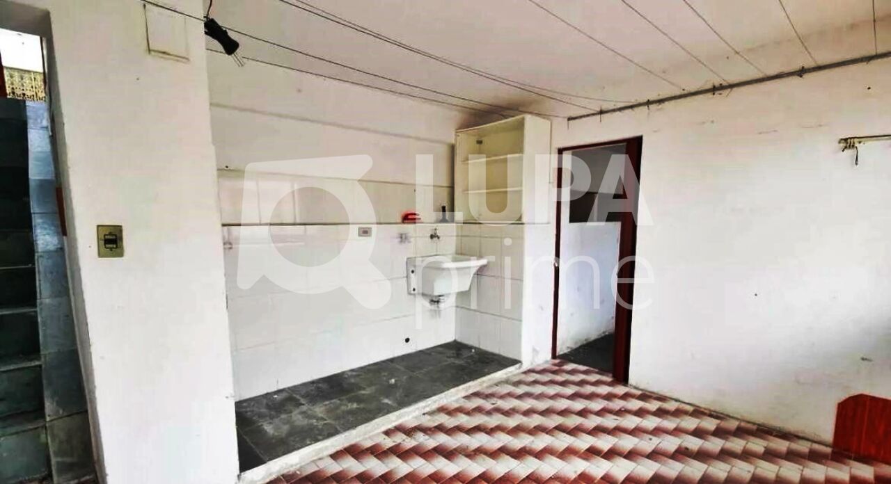 casa-terrea-venda-sao-paulo-conjunto-residencial-santa-terezinha-3dormitorios-2vagas-220m2-LS37523