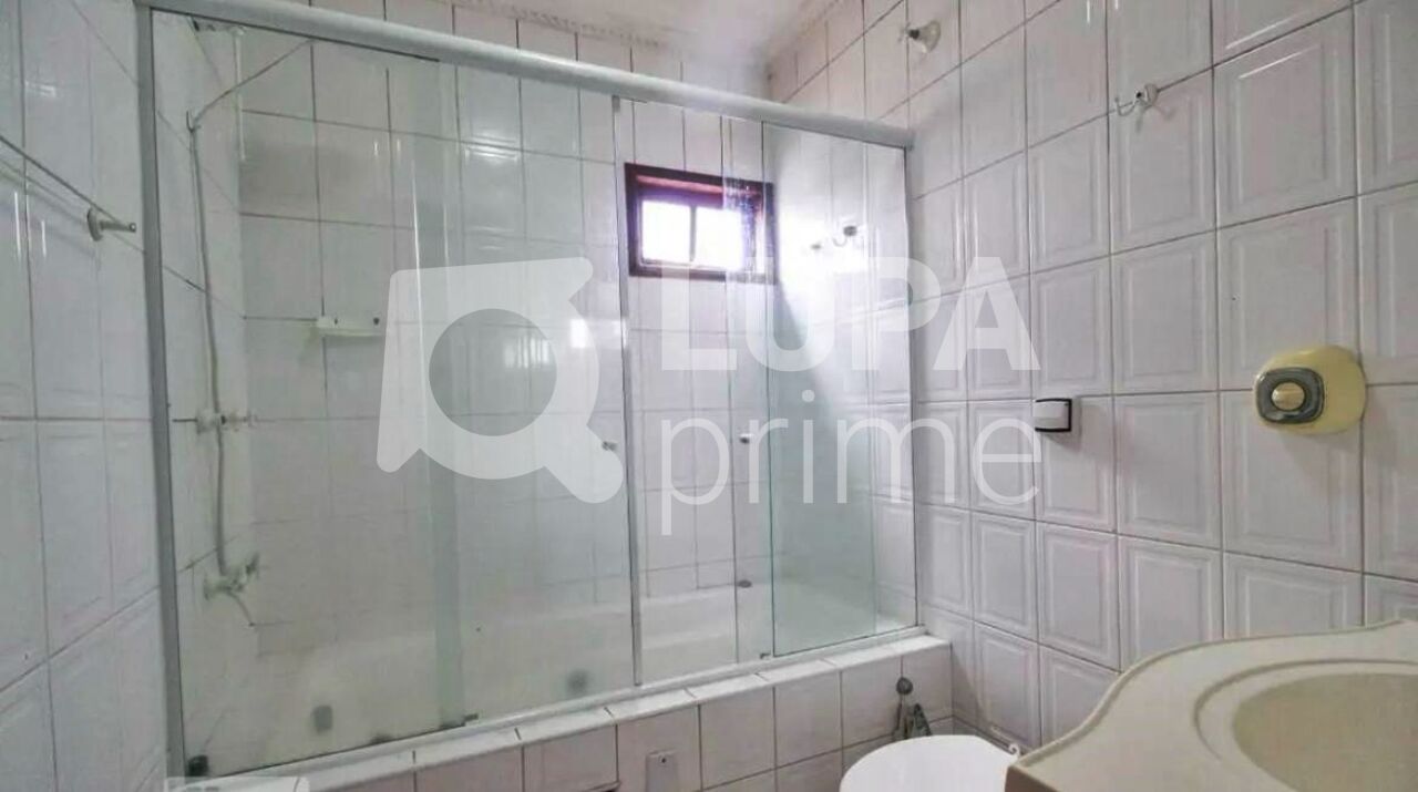 casa-terrea-venda-sao-paulo-conjunto-residencial-santa-terezinha-3dormitorios-2vagas-220m2-LS37523