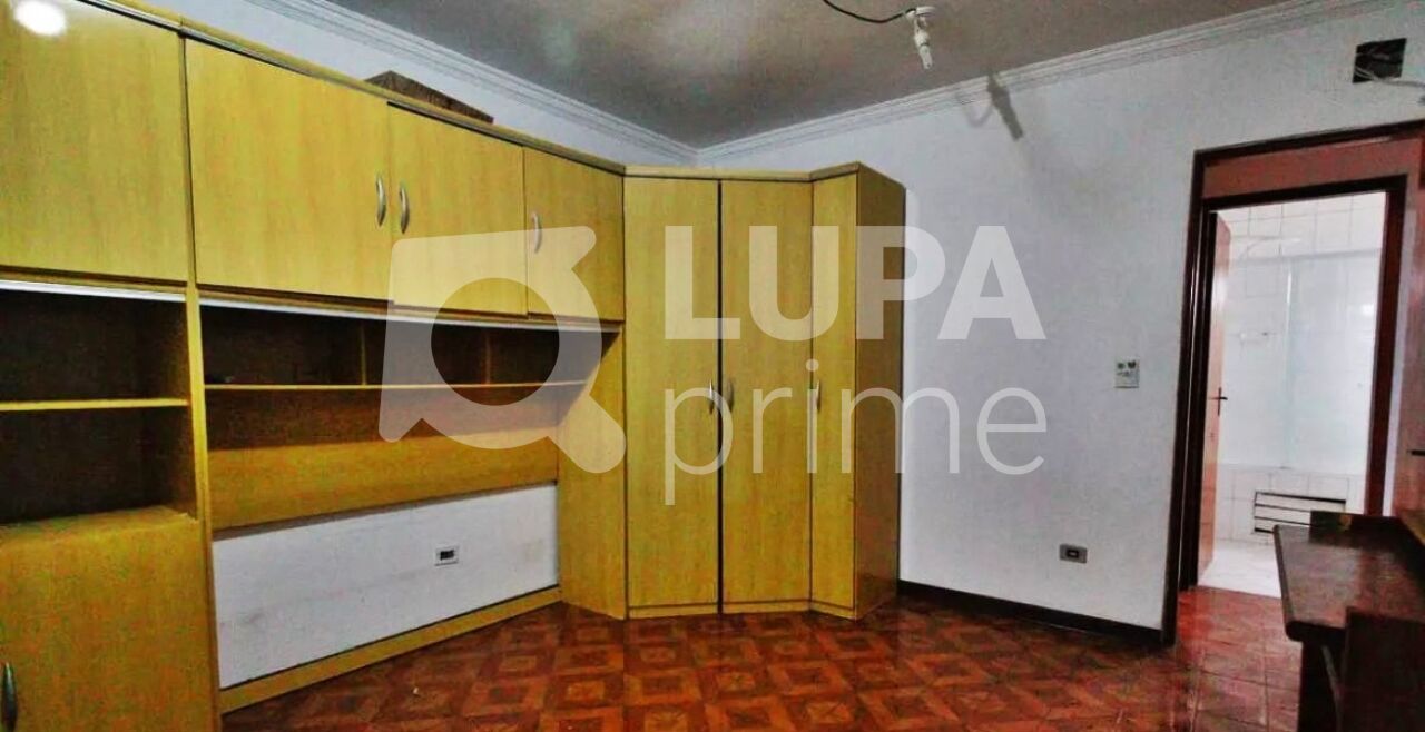 casa-terrea-venda-sao-paulo-conjunto-residencial-santa-terezinha-3dormitorios-2vagas-220m2-LS37523