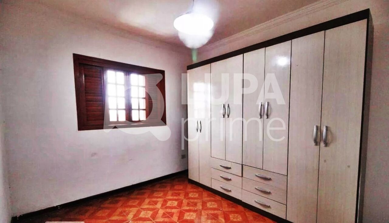 casa-terrea-venda-sao-paulo-conjunto-residencial-santa-terezinha-3dormitorios-2vagas-220m2-LS37523