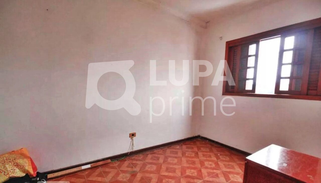 casa-terrea-venda-sao-paulo-conjunto-residencial-santa-terezinha-3dormitorios-2vagas-220m2-LS37523