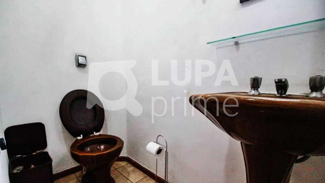 casa-terrea-venda-sao-paulo-conjunto-residencial-santa-terezinha-3dormitorios-2vagas-220m2-LS37523