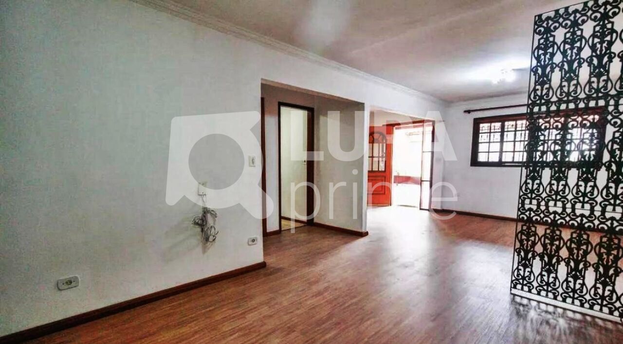 casa-terrea-venda-sao-paulo-conjunto-residencial-santa-terezinha-3dormitorios-2vagas-220m2-LS37523