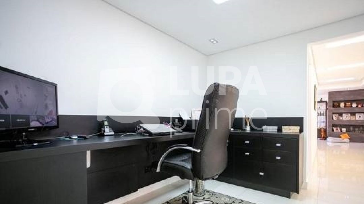 cobertura-venda-sao-paulo-agua-fria-4dormitorios-3suites-4vagas-510m2-LS37534