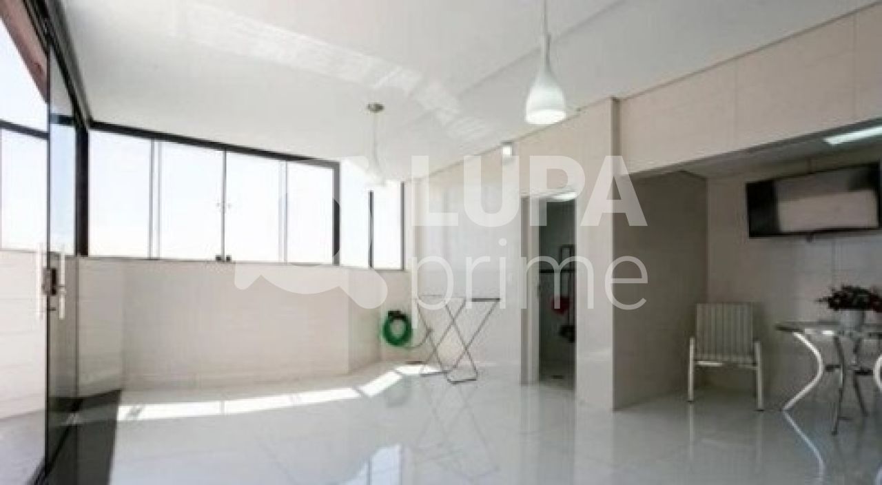 cobertura-venda-sao-paulo-agua-fria-4dormitorios-3suites-4vagas-510m2-LS37534
