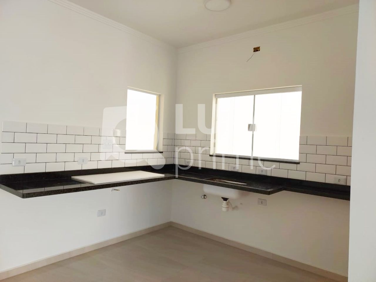 casa-terrea-venda-sao-paulo-balneario-florida-2dormitorios-1suite-2vagas-130m2-LS37549