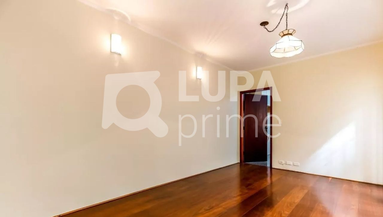 sobrado-venda-sao-paulo-vila-mazzei-3dormitorios-2suites-4vagas-310m2-LS37554