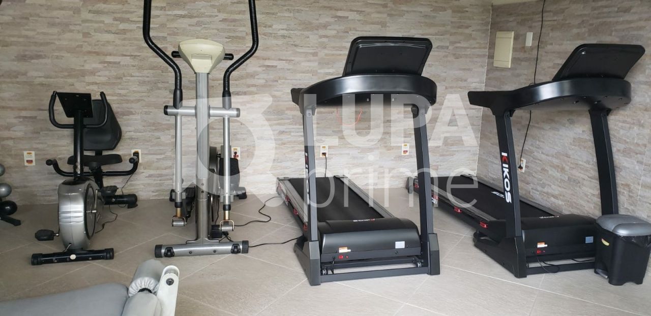 Apartamento à venda com 3 quartos, 200m² - Foto 27