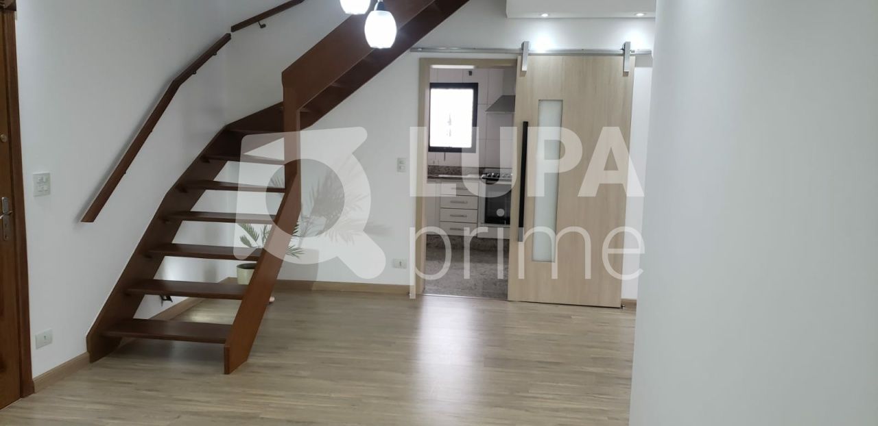 Apartamento à venda com 3 quartos, 200m² - Foto 10