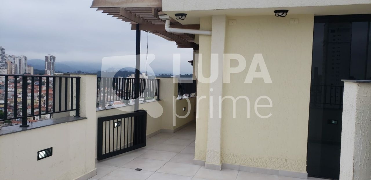 Apartamento à venda com 3 quartos, 200m² - Foto 4