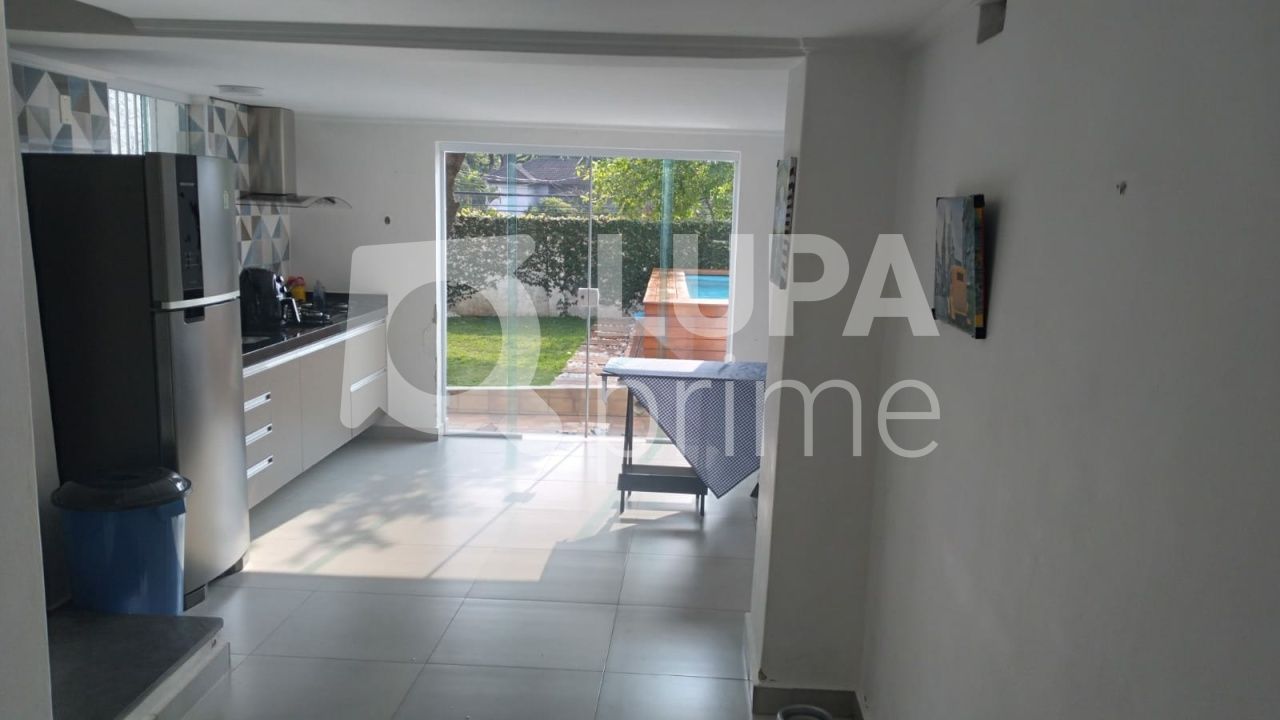 sobrado-venda-sao-paulo-tremembe-4dormitorios-3suites-250m2-LS37576