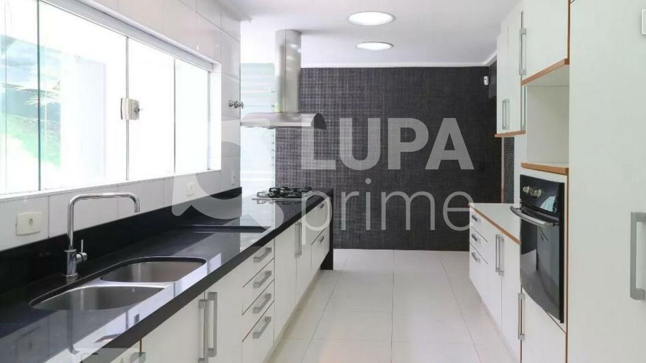 casa-terrea-venda-sao-paulo-barro-branco-4dormitorios-4suites-15vagas-750m2-LS37831