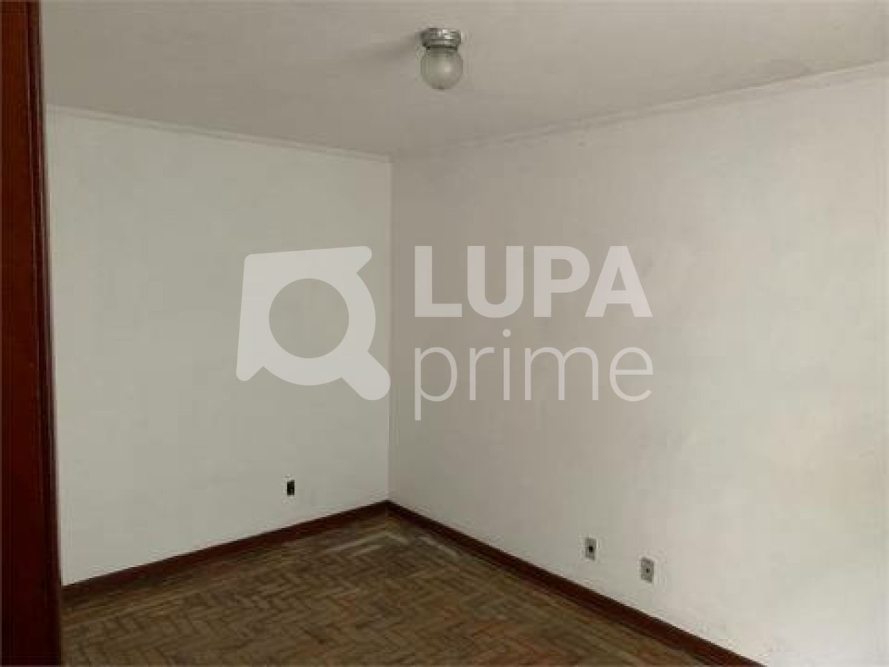 casa-assobradada-locacao-sao-paulo-santana-6dormitorios-2suites-10vagas-380m2-LS37985