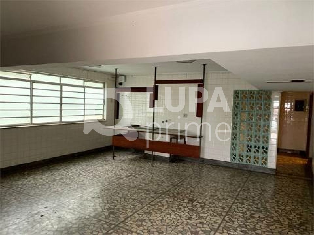 casa-assobradada-locacao-sao-paulo-santana-6dormitorios-2suites-10vagas-380m2-LS37985