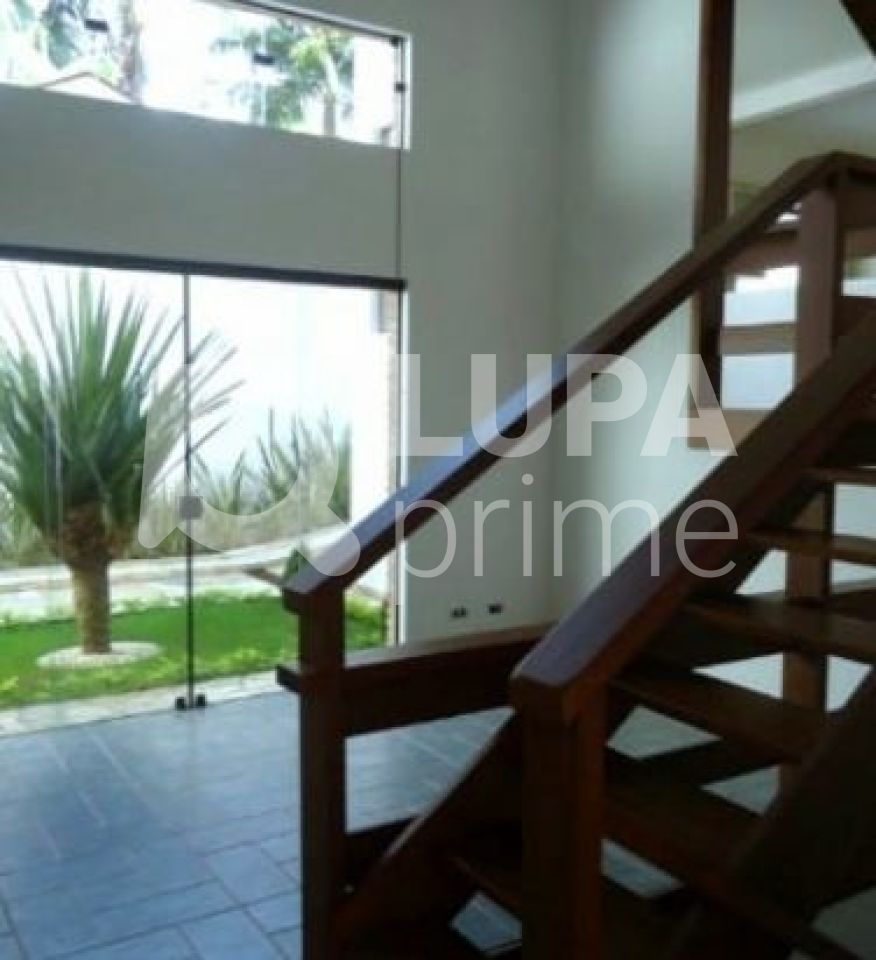 Casa, 4 quartos, 445 m² - Foto 1