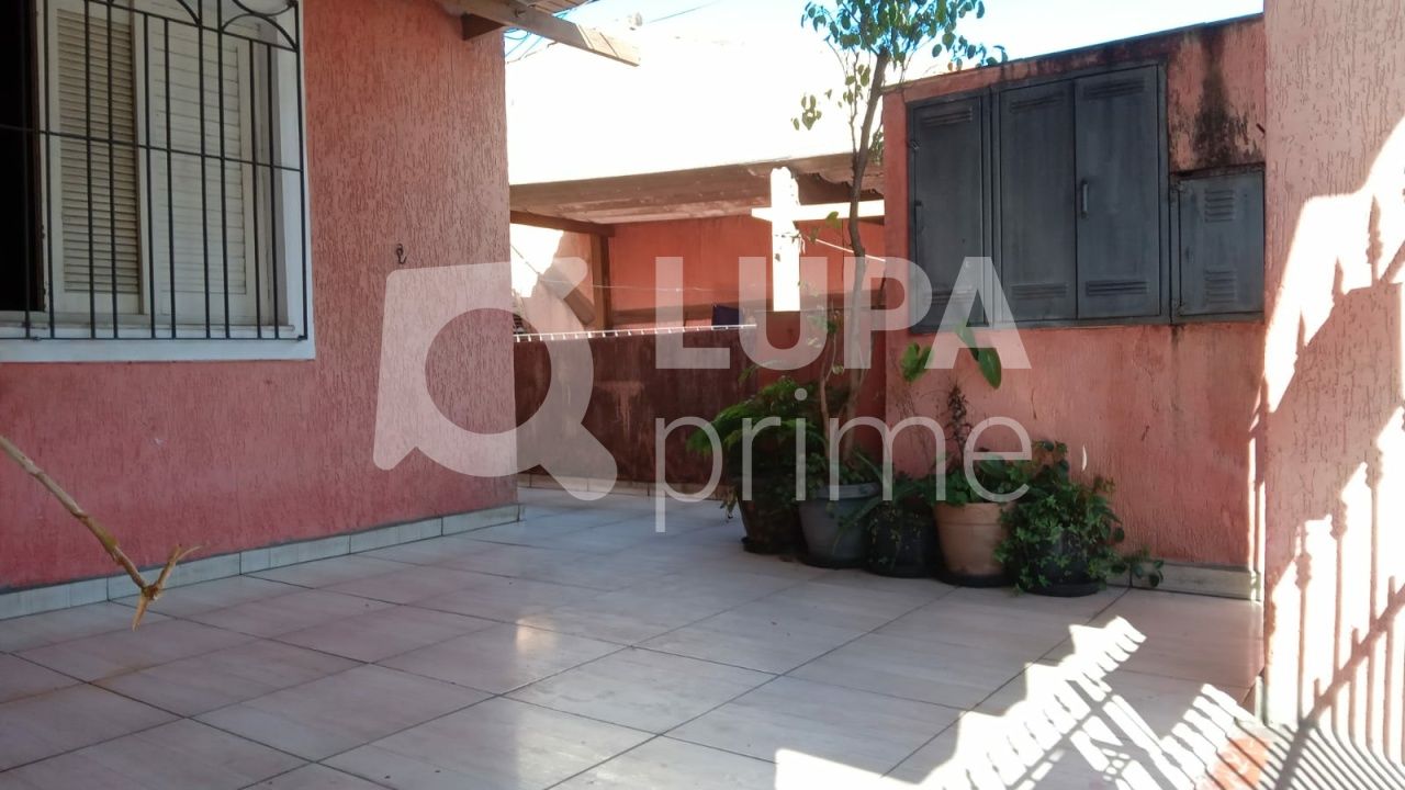 sobrado-venda-sao-paulo-vila-ede-6dormitorios-2vagas-250m2-LS38076