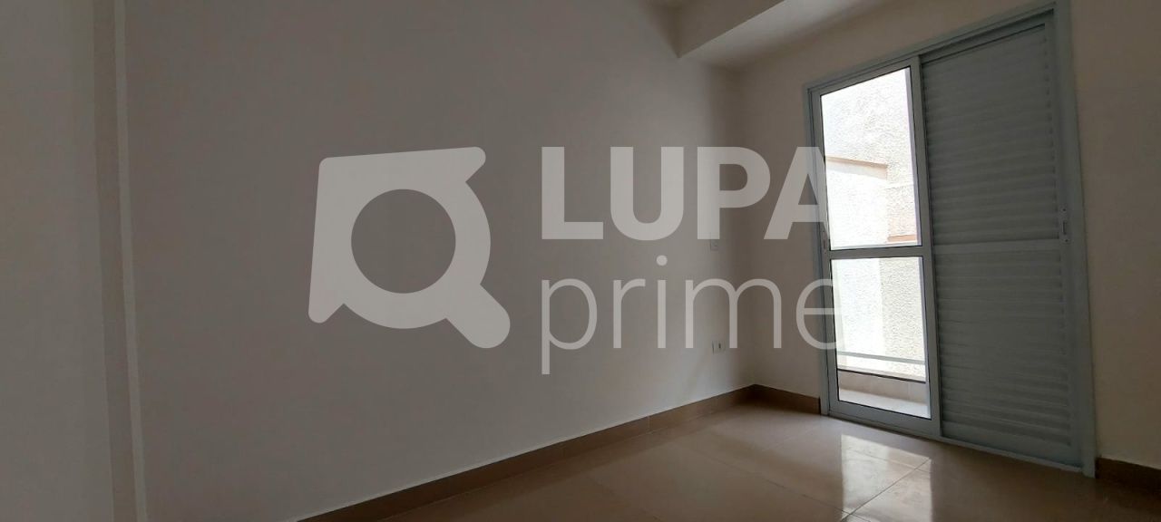 Apartamento à venda com 2 quartos, 39m² - Foto 11