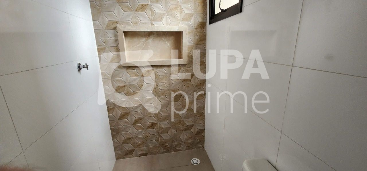 sobrado-venda-sao-paulo-vila-nivi-3dormitorios-3suites-4vagas-135m2-LS38150