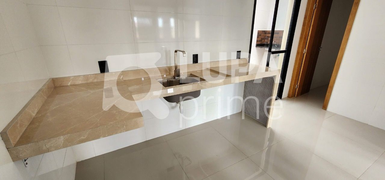 sobrado-venda-sao-paulo-vila-nivi-3dormitorios-3suites-3vagas-135m2-LS38151