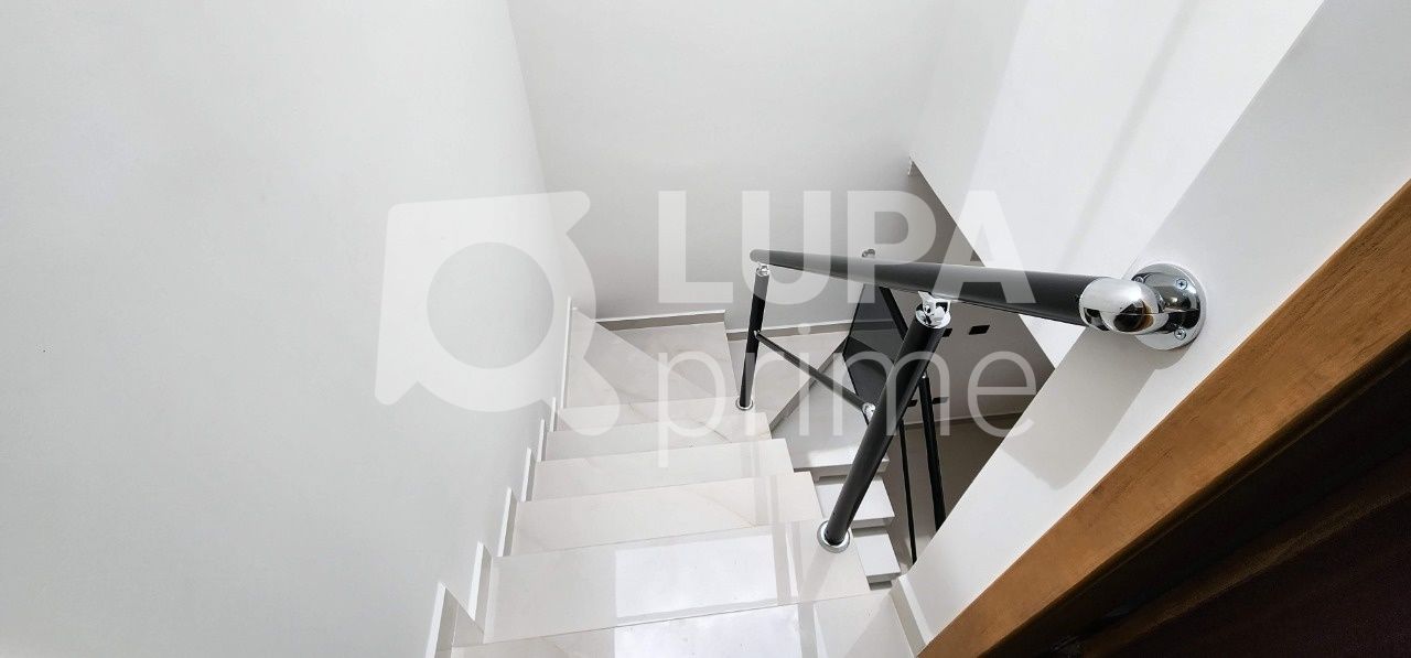 sobrado-venda-sao-paulo-vila-nivi-3dormitorios-3suites-3vagas-135m2-LS38151