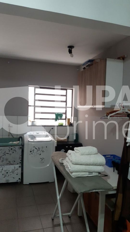 sobrado-venda-sao-paulo-bortolandia-4dormitorios-2suites-2vagas-327m2-LS38227