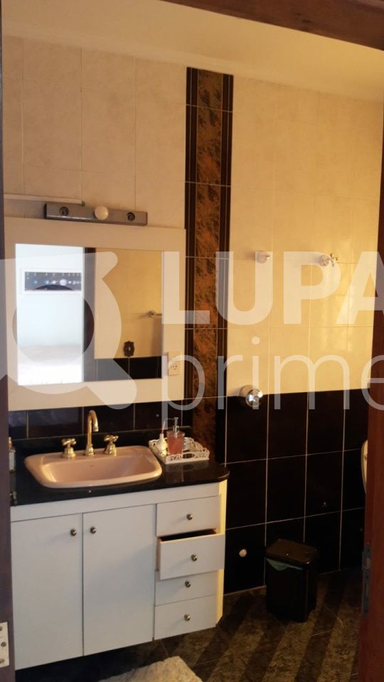 sobrado-venda-sao-paulo-bortolandia-4dormitorios-2suites-2vagas-327m2-LS38227