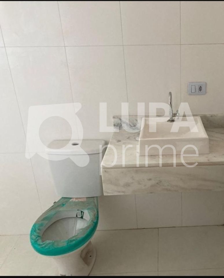 sobrado-venda-sao-paulo-vila-mazzei-2dormitorios-2suites-2vagas-85m2-LS38327