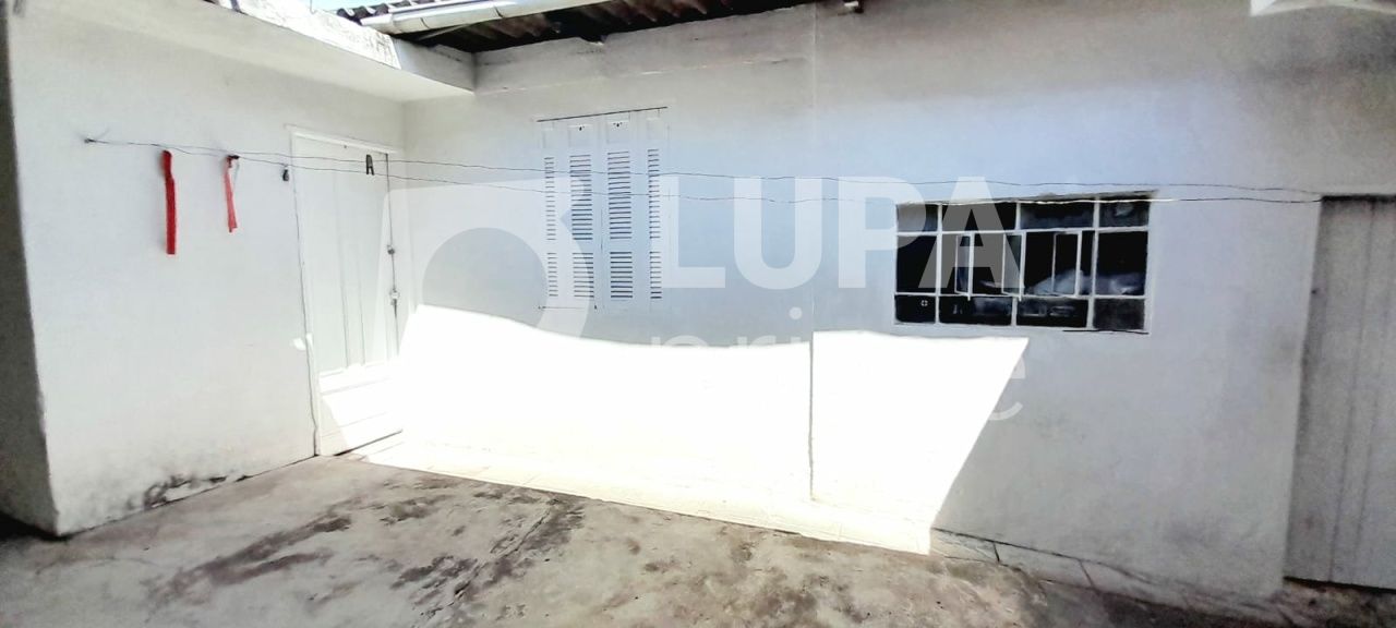 casa-terrea-venda-sao-paulo-imirim-2dormitorios-6vagas-362m2-LS38356