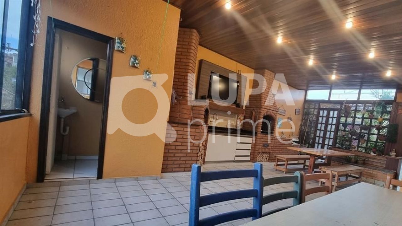 sobrado-venda-sao-paulo-jardim-das-rosas-zona-norte-3dormitorios-2suites-3vagas-400m2-LS38376