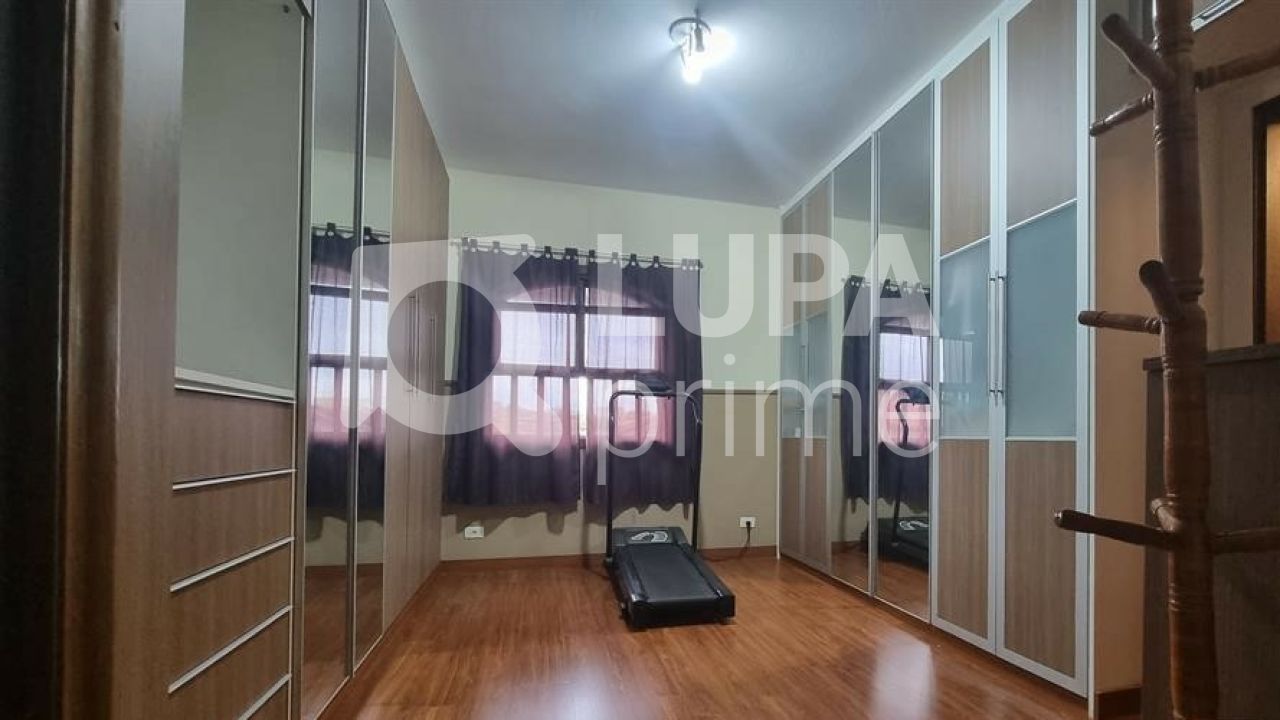 sobrado-venda-sao-paulo-jardim-das-rosas-zona-norte-3dormitorios-2suites-3vagas-400m2-LS38376