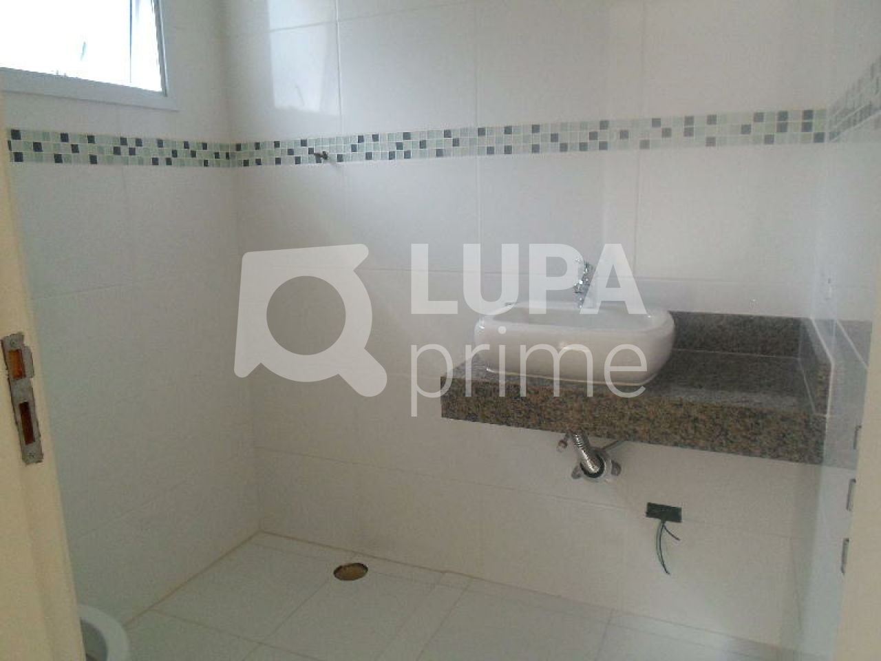 sobrado-venda-sao-paulo-vila-pita-2dormitorios-2suites-2vagas-73m2-LS38388