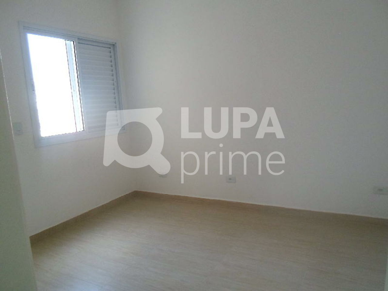 sobrado-venda-sao-paulo-vila-pita-2dormitorios-2suites-2vagas-73m2-LS38388