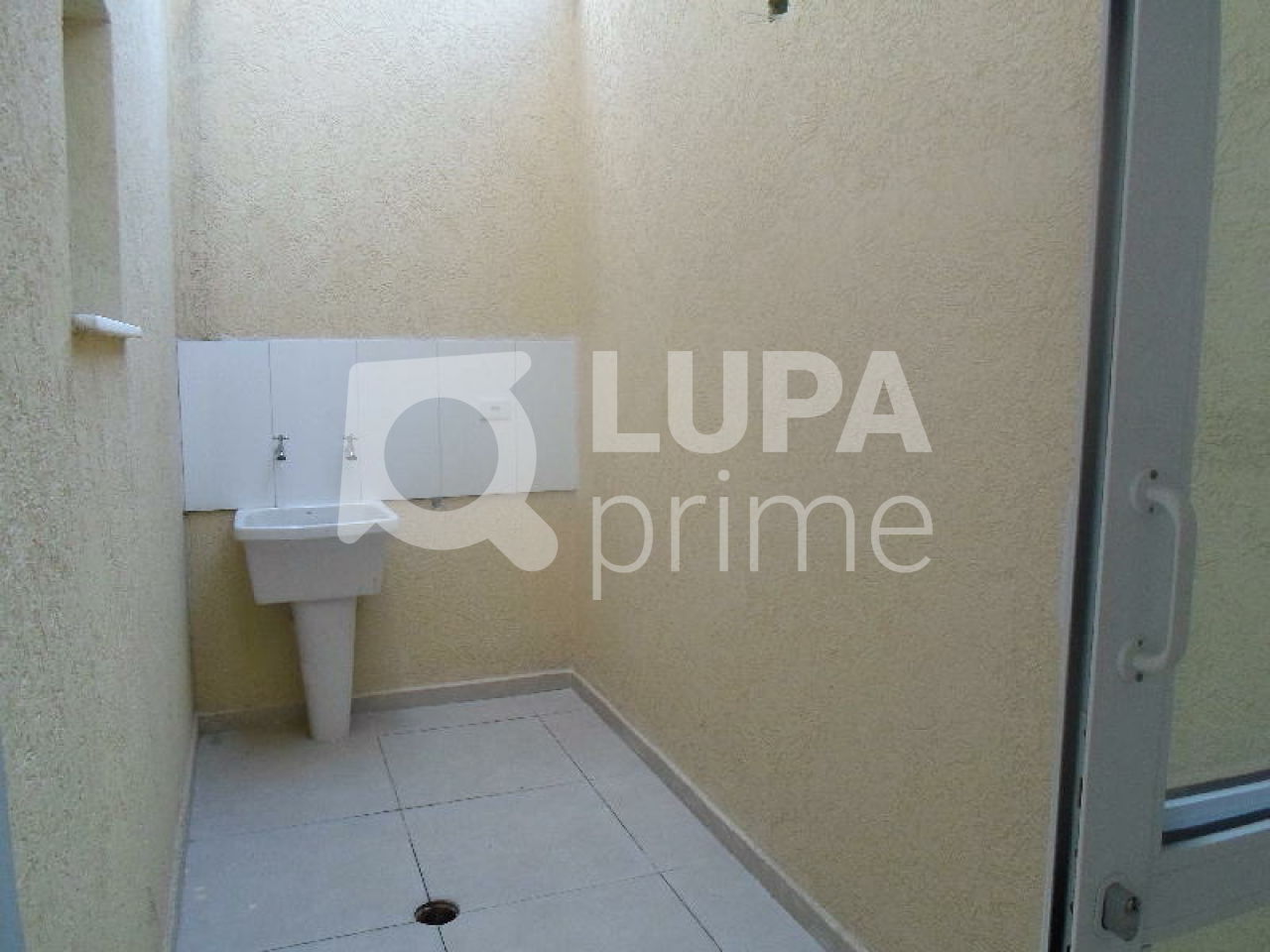 sobrado-venda-sao-paulo-vila-pita-2dormitorios-2suites-2vagas-73m2-LS38391