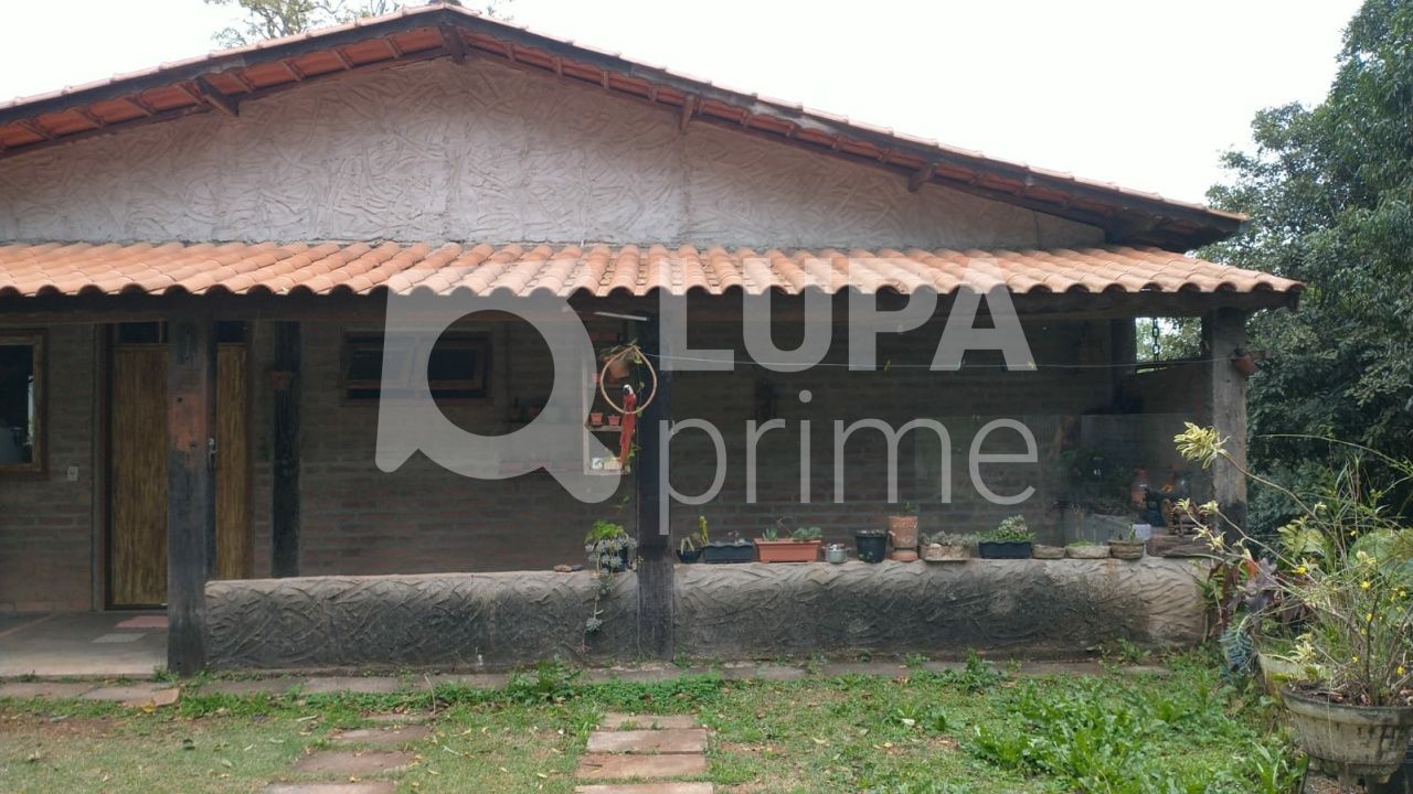 Casa, 3 quartos, 1000 m² - Foto 1