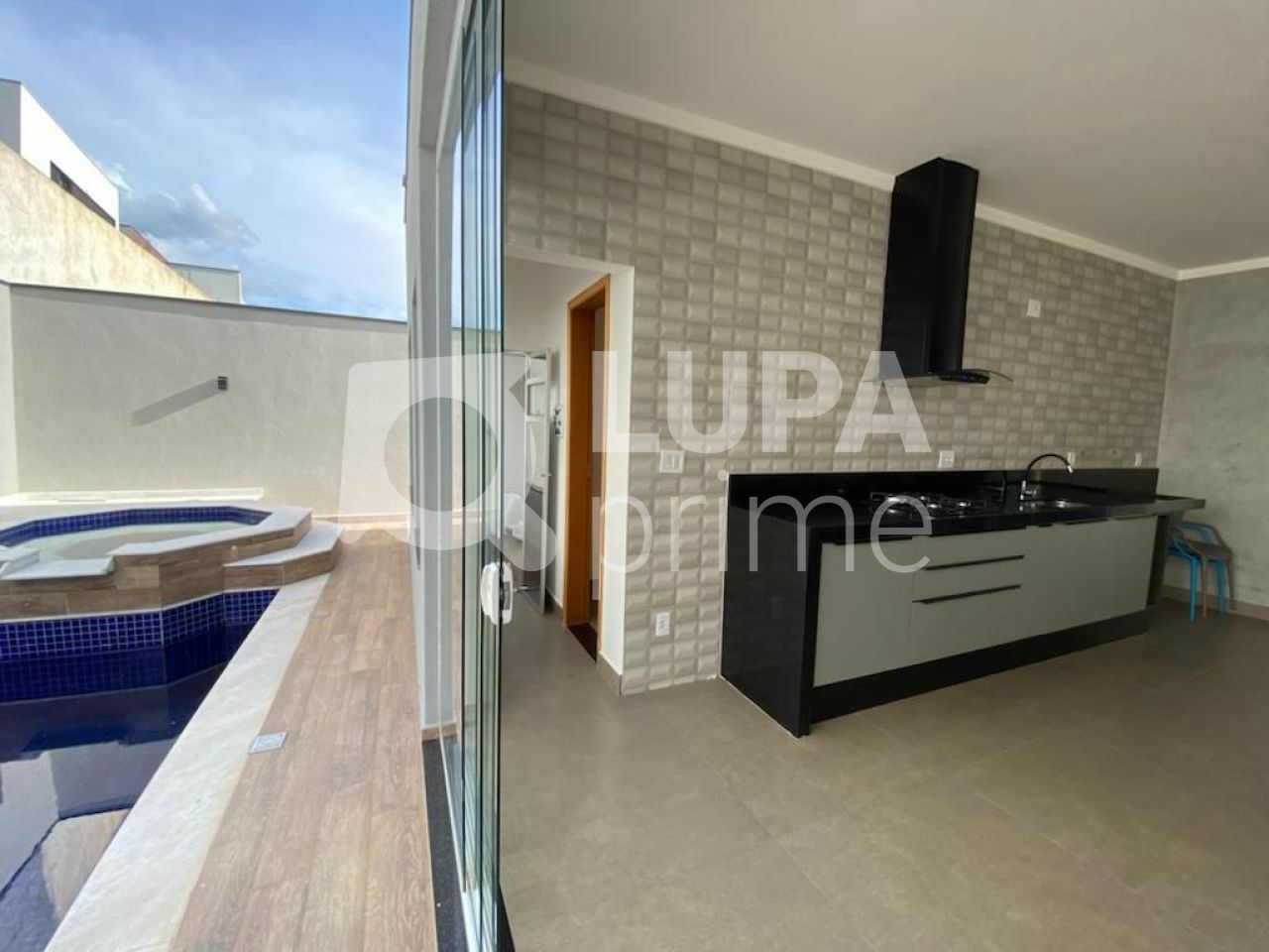 Casa, 4 quartos, 390 m² - Foto 4