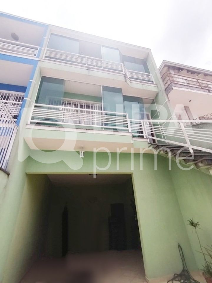 sobrado-venda-sao-paulo-vila-roque-3dormitorios-1suite-3vagas-146m2-LS38450