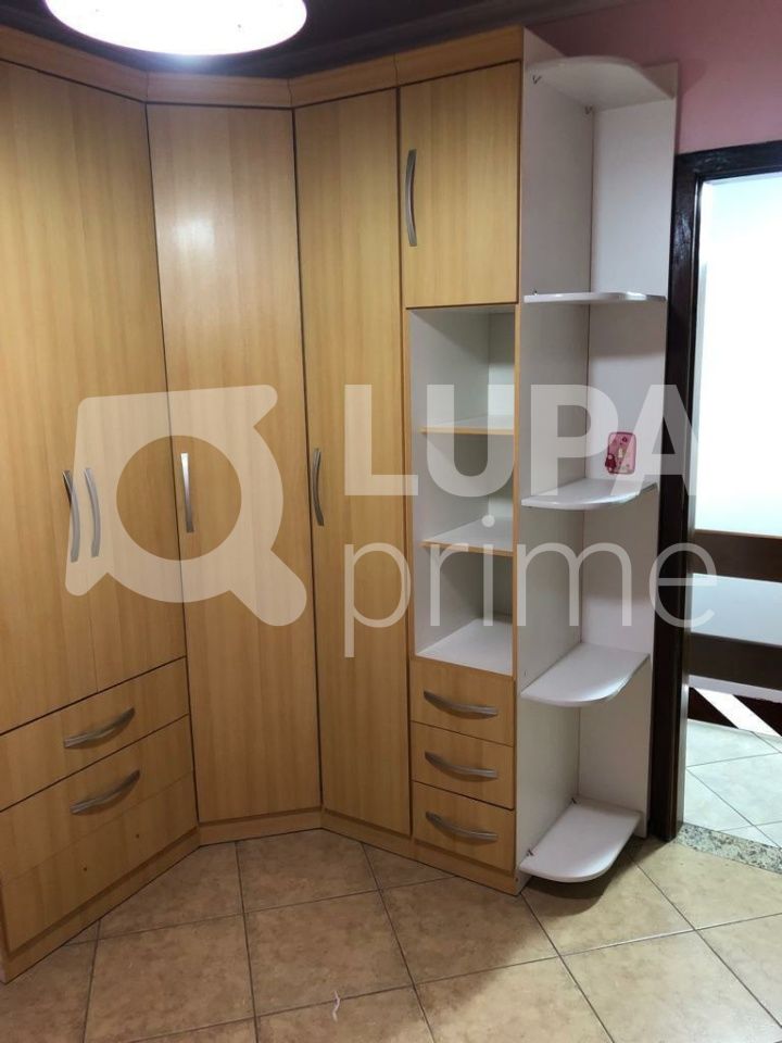 sobrado-venda-sao-paulo-jardim-das-pedras-3dormitorios-1suite-5vagas-120m2-LS38521