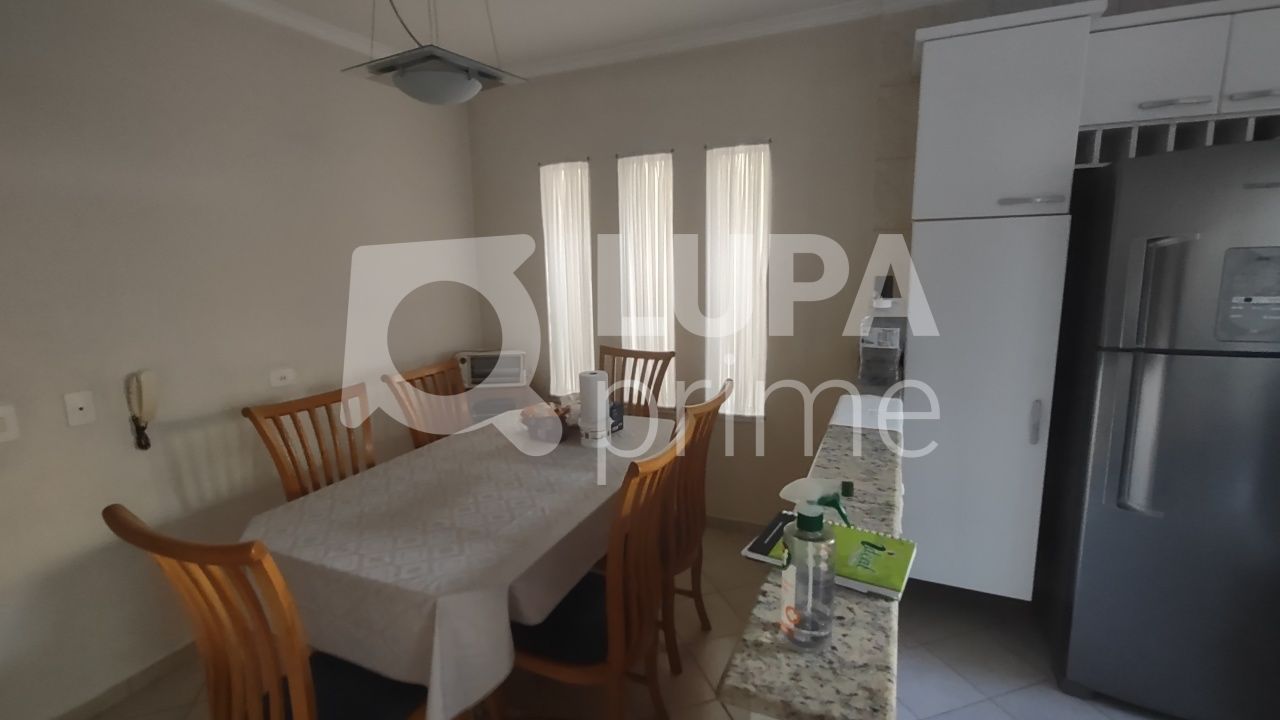 sobrado-venda-sao-paulo-vila-constanca-3dormitorios-1suite-2vagas-276m2-LS38539