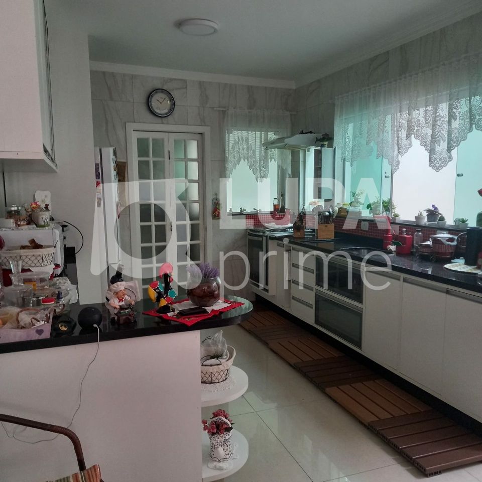 casa-assobradada-venda-sao-paulo-tremembe-3dormitorios-2suites-2vagas-210m2-LS38576