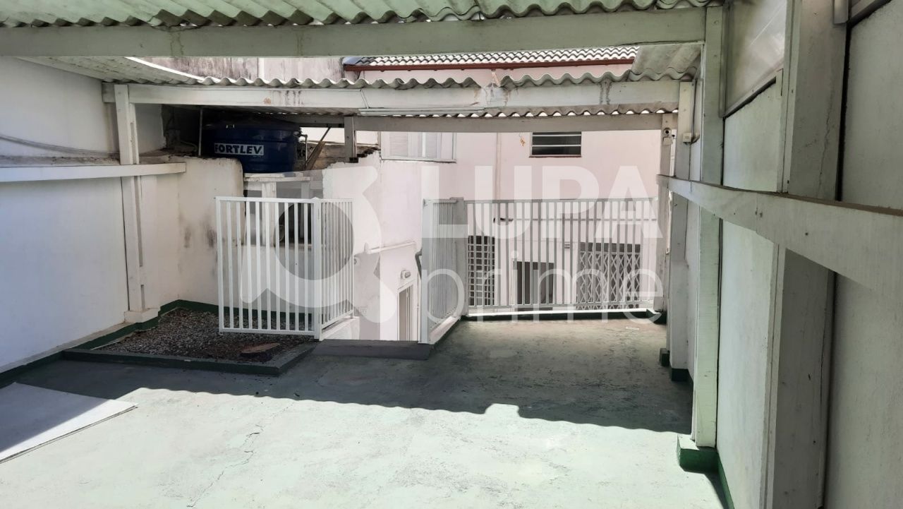 Casa Comercial para alugar com 3 quartos, 150m² - Foto 27