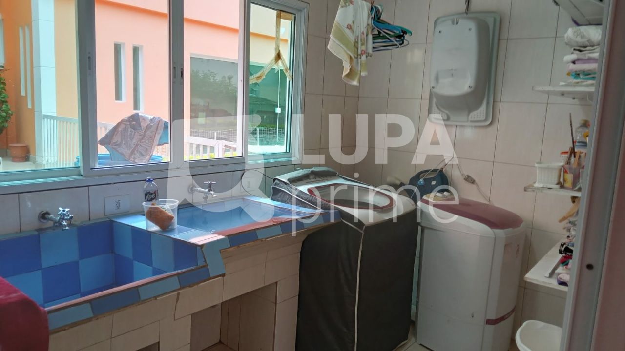 casa-assobradada-venda-sao-paulo-santa-teresinha-4dormitorios-4suites-10vagas-514m2-LS38651