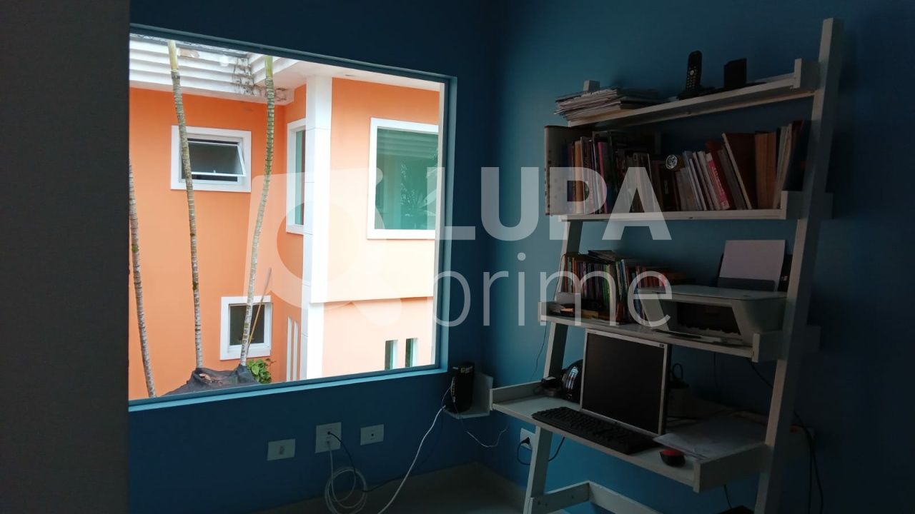 casa-assobradada-venda-sao-paulo-santa-teresinha-4dormitorios-4suites-10vagas-514m2-LS38651