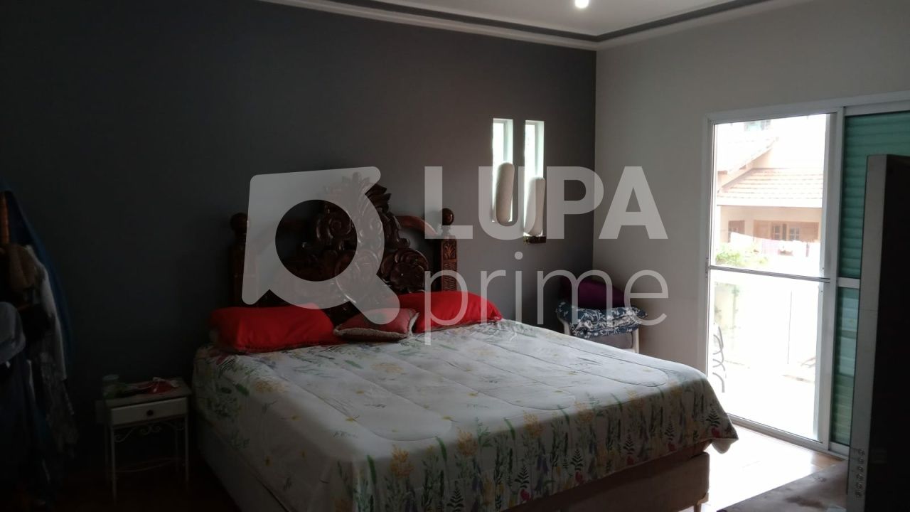 casa-assobradada-venda-sao-paulo-santa-teresinha-4dormitorios-4suites-10vagas-514m2-LS38651